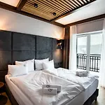 Premium Club 4* バコヴェル