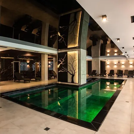 Premium Club Μπούκοβελ