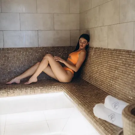 Premium Club Szálloda 4*