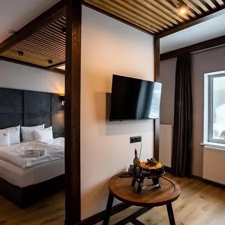 Premium Club 4*