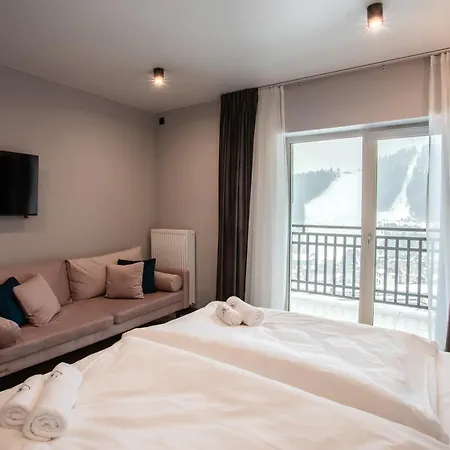 Premium Club بوكوفِل
