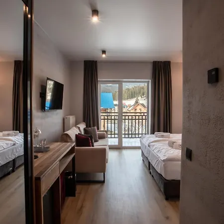 Premium Club فندق