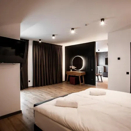 Premium Club 4*