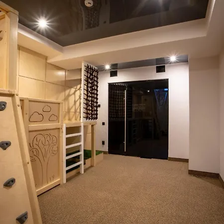 Premium Club 4*