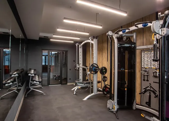 Premium Club Μπούκοβελ